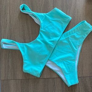 *!!NEVER WORN!!* Aqua bikini with high waist bottoms from SHEIN.